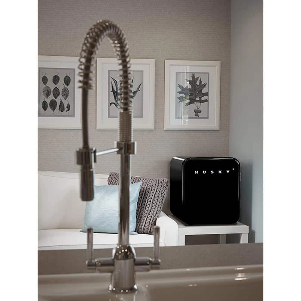 Husky 1.51 Cu. ft. 40-Can Retro Freestanding Quiet Compact Countertop Mini Fridge with Reversible Door without Freezer (Black) 12 Husky 1.51 Cu. ft. 40-Can Retro Freestanding Quiet Compact Countertop Mini Fridge with Reversible Door without Freezer (Black) - Image 10