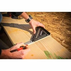 Husky 2-in-1 Extendable Square -ToolHub Shop husky carpenter squares hssp6n 4f 1000
