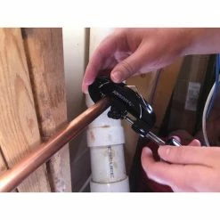 Husky 1-1/8 in. Quick-Release Tube Cutter 19 Husky 1-1/8 in. Quick-Release Tube Cutter -ToolHub Shop husky pipe cutters 80 772 111 77 1000