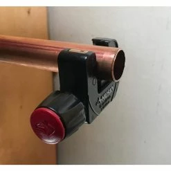 Husky 1-1/8 in. Quick-Release Mini Tube Cutter 15 Husky 1-1/8 in. Quick-Release Mini Tube Cutter -ToolHub Shop husky pipe cutters 80 784 111 a0 1000