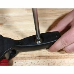 Husky 1-1/8 in. Ratcheting Tube Cutter -ToolHub Shop husky pipe cutters 86 036 0111 40 1000