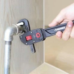 HUSKY Sales -ToolHub Shop husky pipe wrenches 16pl0144 e1 1000