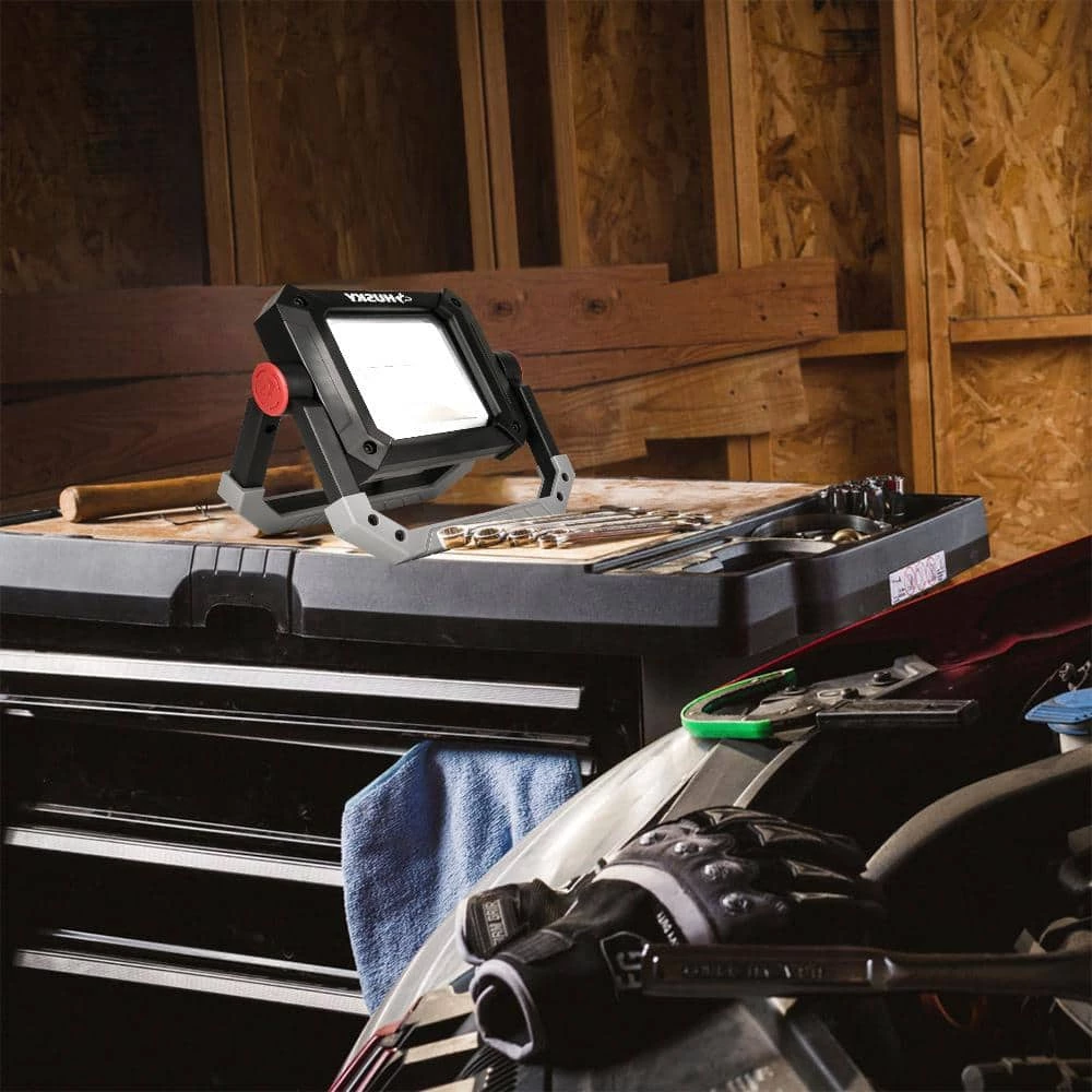 HUSKY Sales -ToolHub Shop husky standing work lights lg302c 10w1 fa 1000